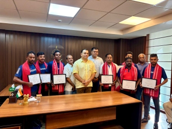 Drishti Marine lifesavers involved in rescue of fishermen feted