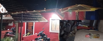 Car rams house in Mungul