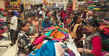 Goans flock to Belagavi’s BSC Textile Mall for Diwali shopping