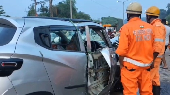 Couple injured as car rams pole in Pernem