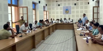 Mormugao council debates fish market shift, Dy Collector’s office relocation