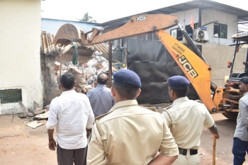 Scrapyard menace haunts Areal despite demolitions