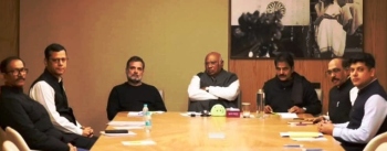 Cong stares at leadership uncertainty, alliance dilemma