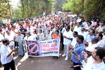MLA gives coal firms 3 days to stop dust at Mormugao port