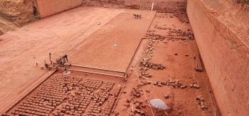 Govt begins fencing illegal laterite quarries in Sattari