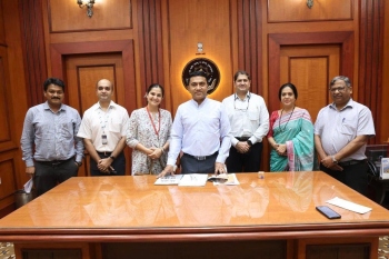 Goa barge owners submit budget inputs to CM