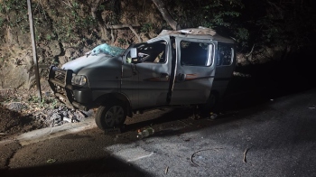 Two killed as car plunges into gorge at Chorla Ghat