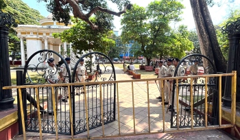 Prohibitory orders around Azad Maidan draw flak