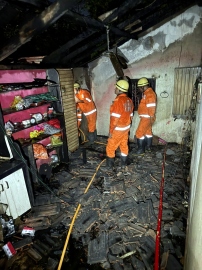 House gutted in fire at Khadki