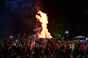 Wave of devotion sweeps Shirgao as thousands throng Lairai zatra
