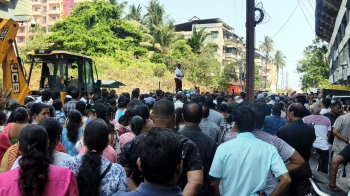 Hundreds march to Vasco police station, demand Khattar’s arrest