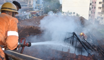 Malbhat blaze damages home, destroys household goods