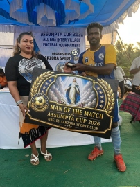 Shiroda Youth Club enter semifinals