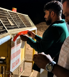 Youth fix reflective tapes at dangerous spots in Quepem and Sanguem