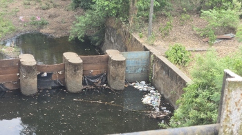 Plastic waste and liquor bottles pollute Sattari riverbeds ahead of monsoon