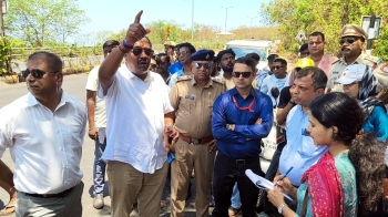 Mormugao MLA confronts NHAI over retaining wall project at Sada