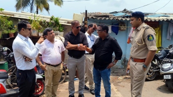 Officials issue final warning to illegal wholesale fish traders at Kharewado
