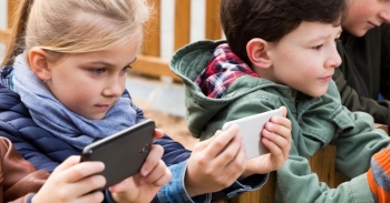 Raising children ” or feeding algorithms?