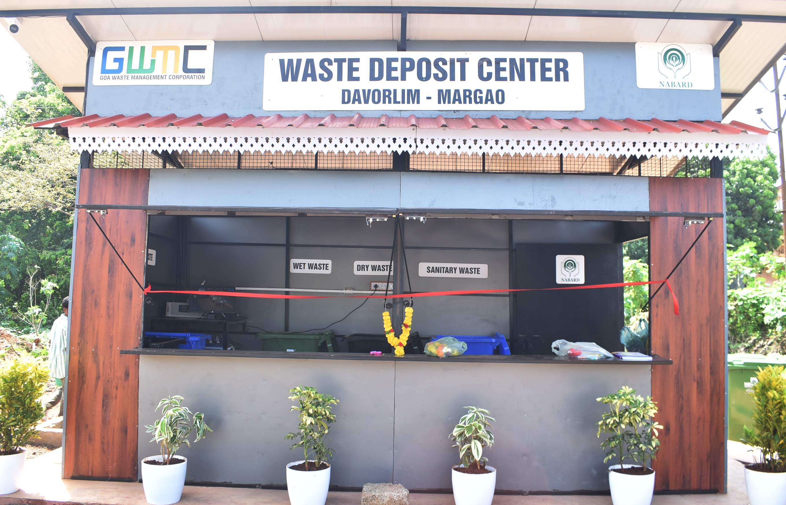 GWMC sets up Salcete’s first manned waste deposit centre at Davorlim