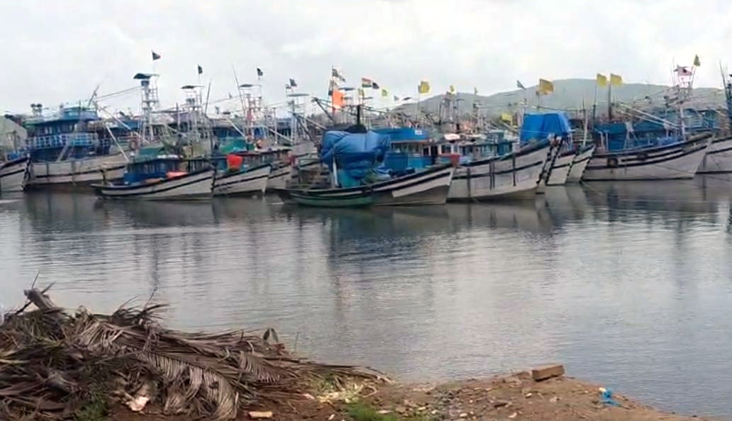 Kharewaddo fishermen’s wait for jetty leaves 2 communities at odds