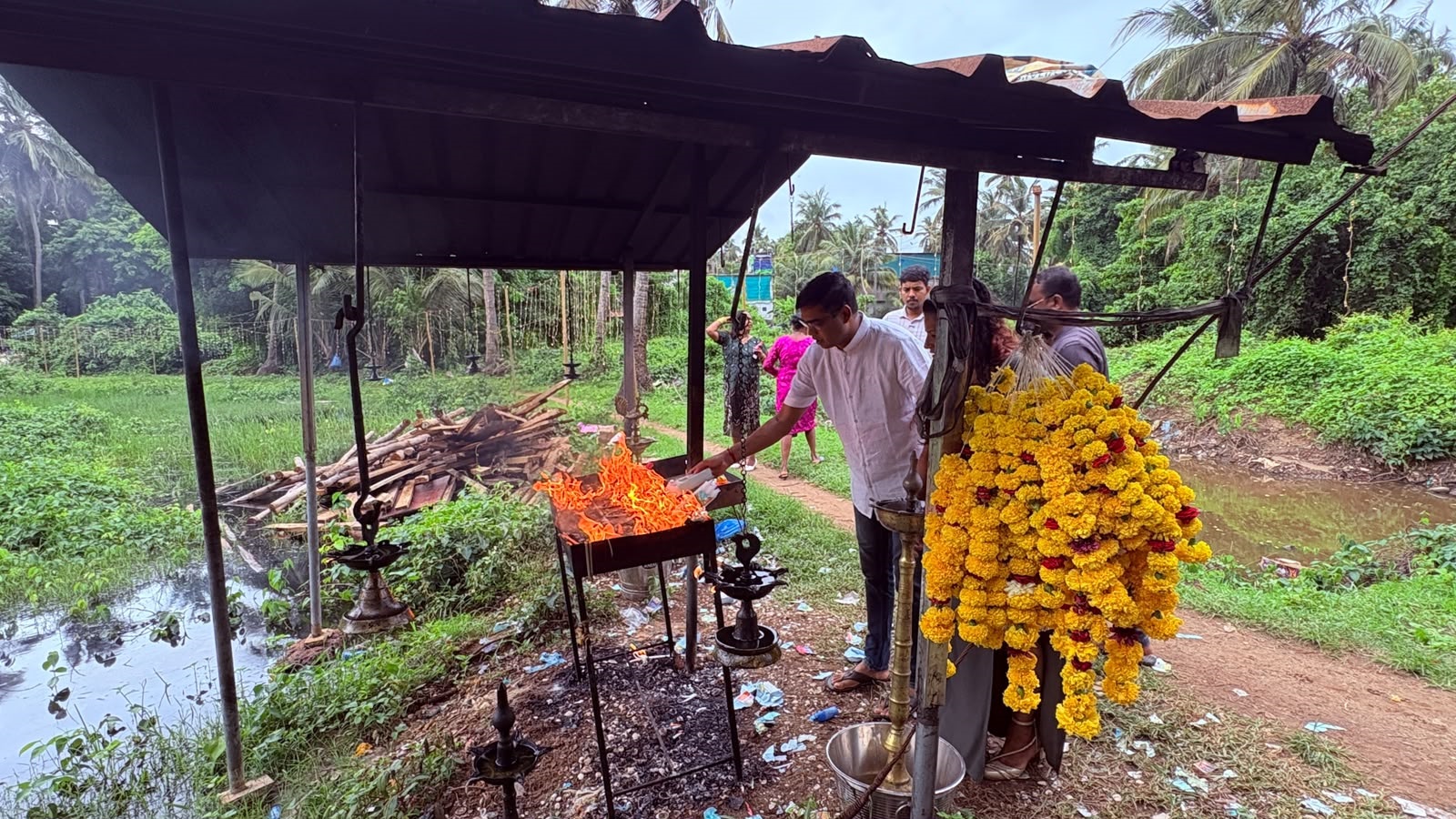 Manar chapel feast celebrates spirit  of religious harmony in Morjim
