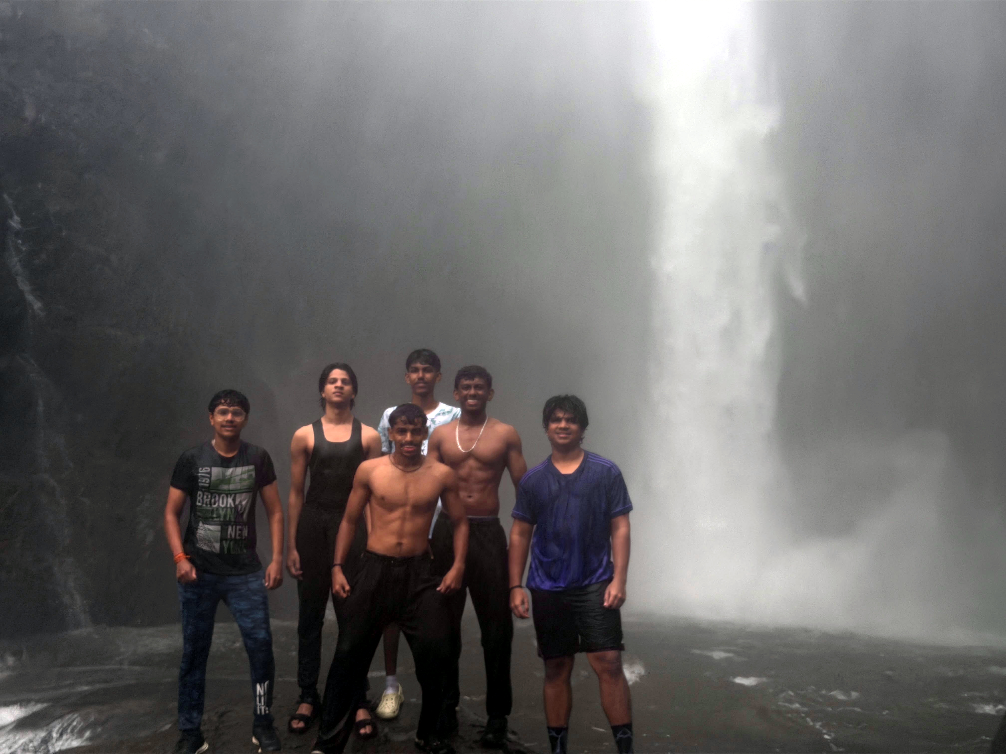 6 Sanquelim youths rescued after being stranded in jungle