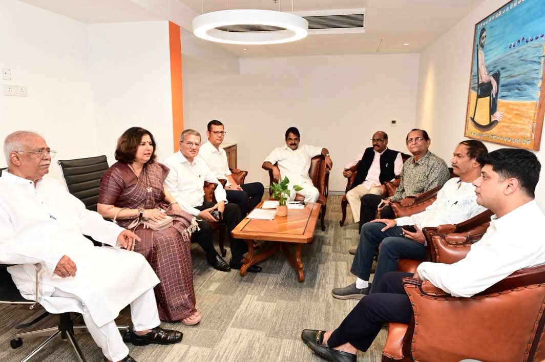 Venugopal holds marathon talks, denies internal rift