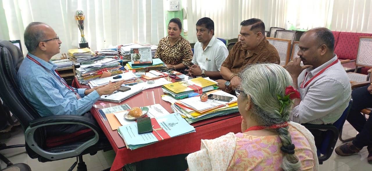 Salcete coastal sarpanchas take power woes to o...