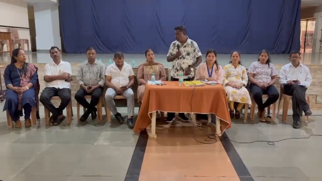 Quelossim villagers move to block floating resort project