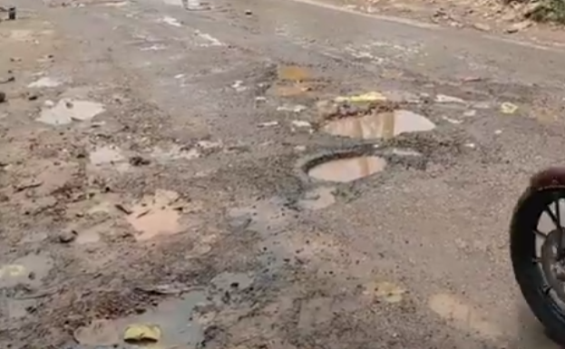 Sancoale road repair delay draws protest