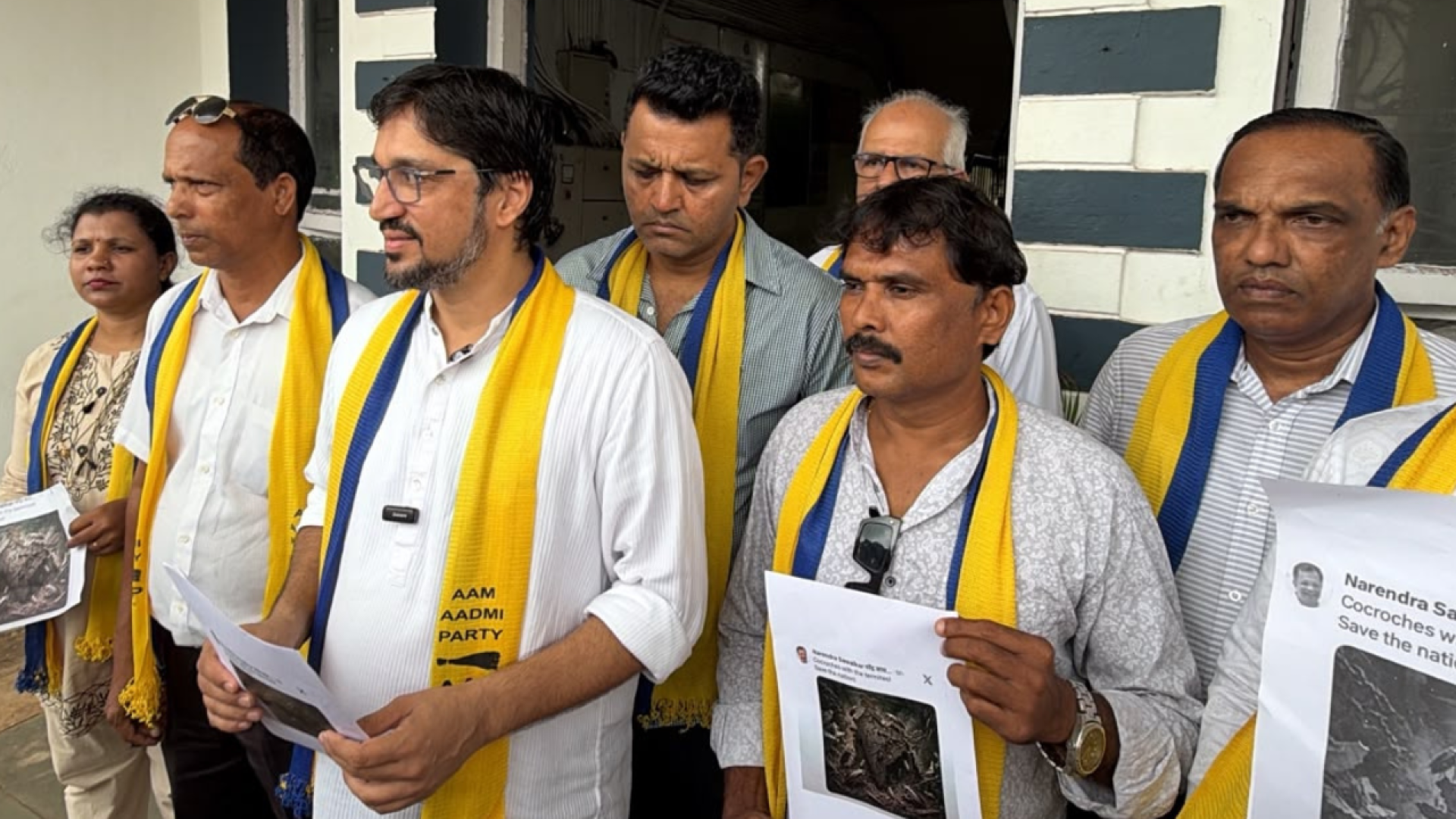 AAP names Sawaikar in police complaint over 'termites' slur