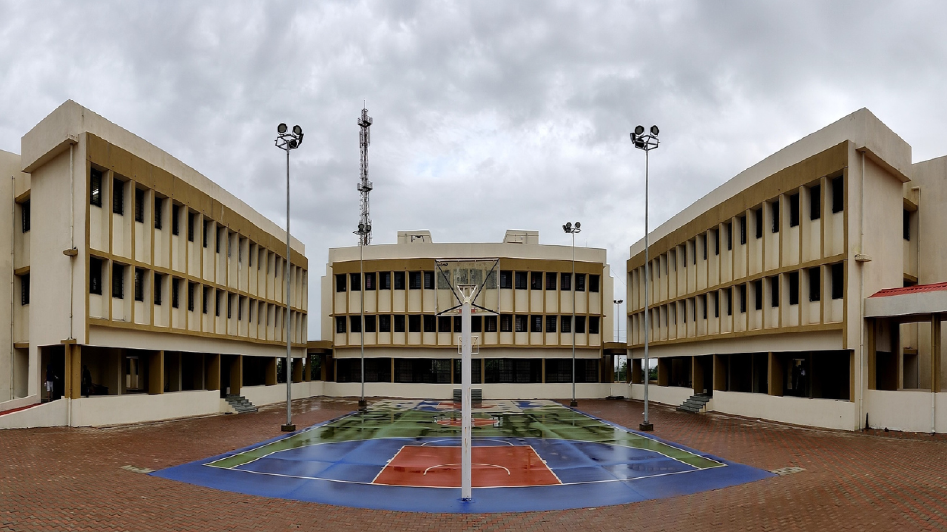 Industry bodies hail move to set up IIT campus at Farmagudi