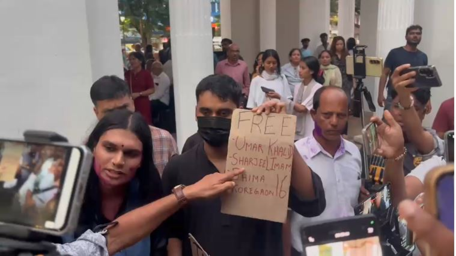 Youth detained over ‘Free Omar Khalid’ placard released