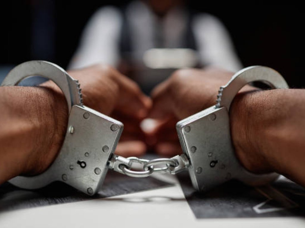 2 held in Rs 2 lakh Verna theft case
