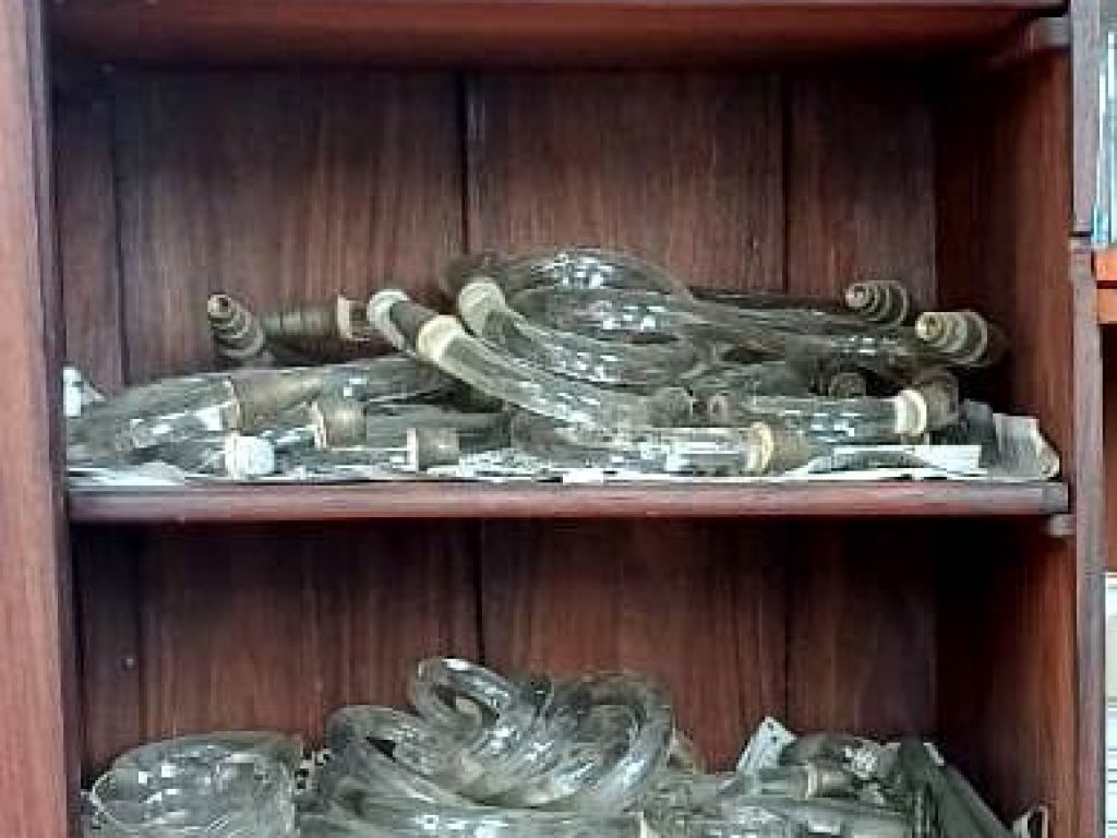 After years in storage, Margao chandeliers to shine again