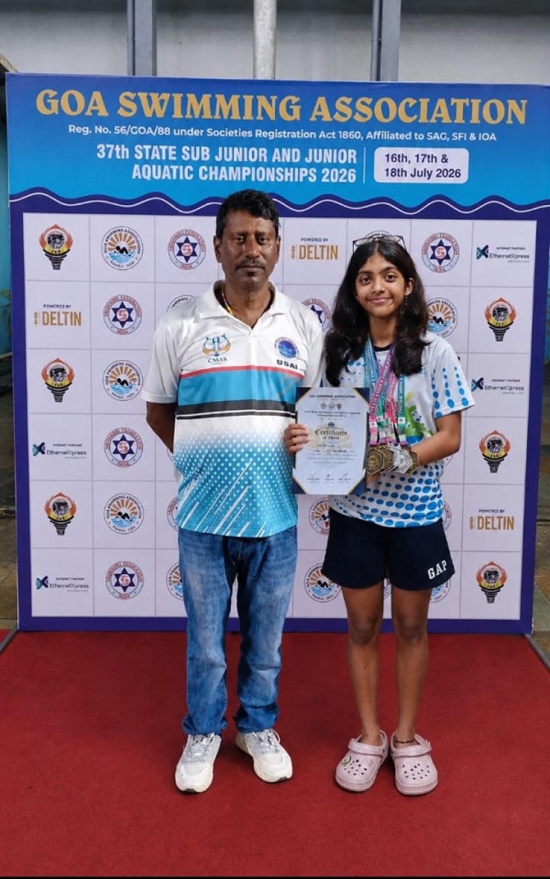 Siyana strikes gold with five-medal splash