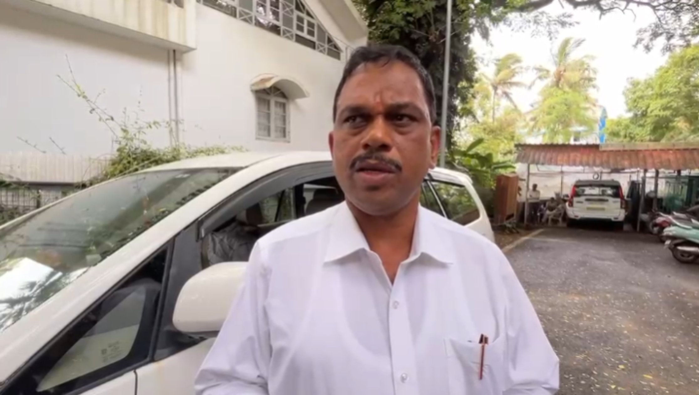 CM orders seizure of POP Ganesh idols entering Goa: Mayem MLA Premendra Shet