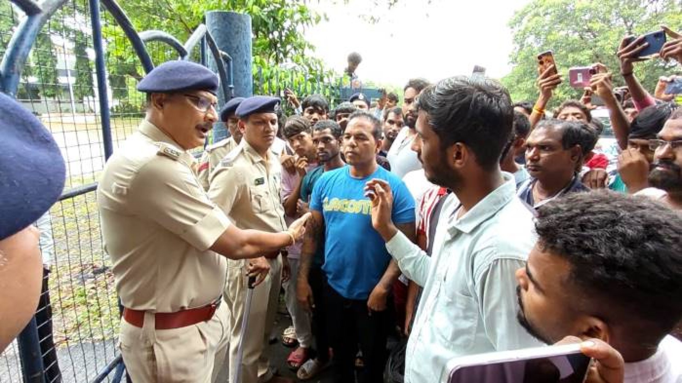 Family stages protest outside HSS, seeks action over student’s death