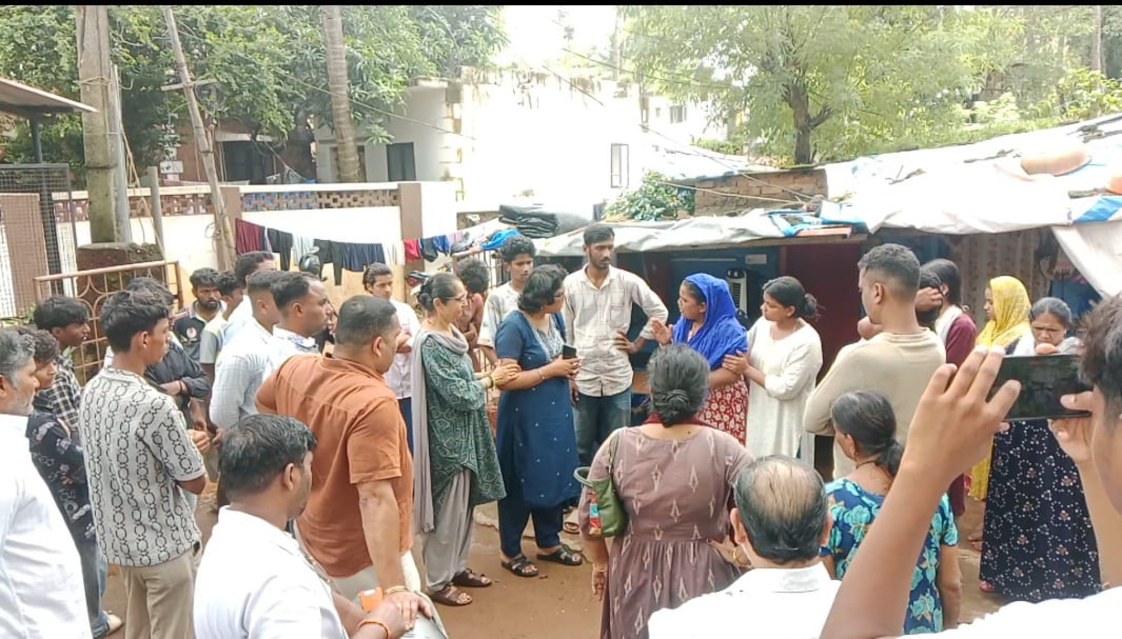 Sattari tragedy: Emotions run high as teachers meet grieving family