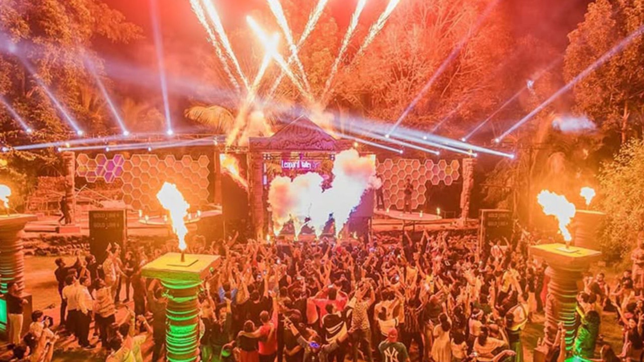 Coastal nightclubs brace for electrifying I-Day...