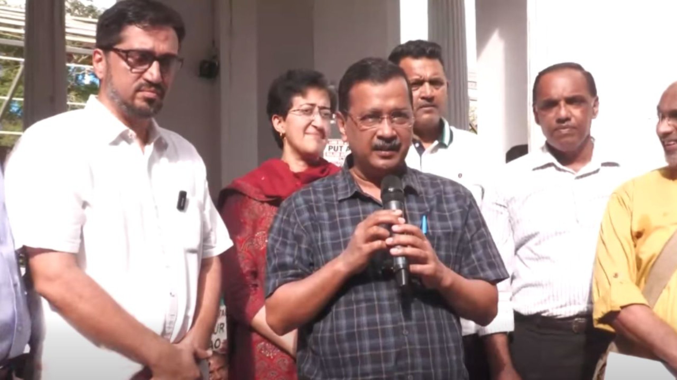 Kejriwal joins Save Karapur protest