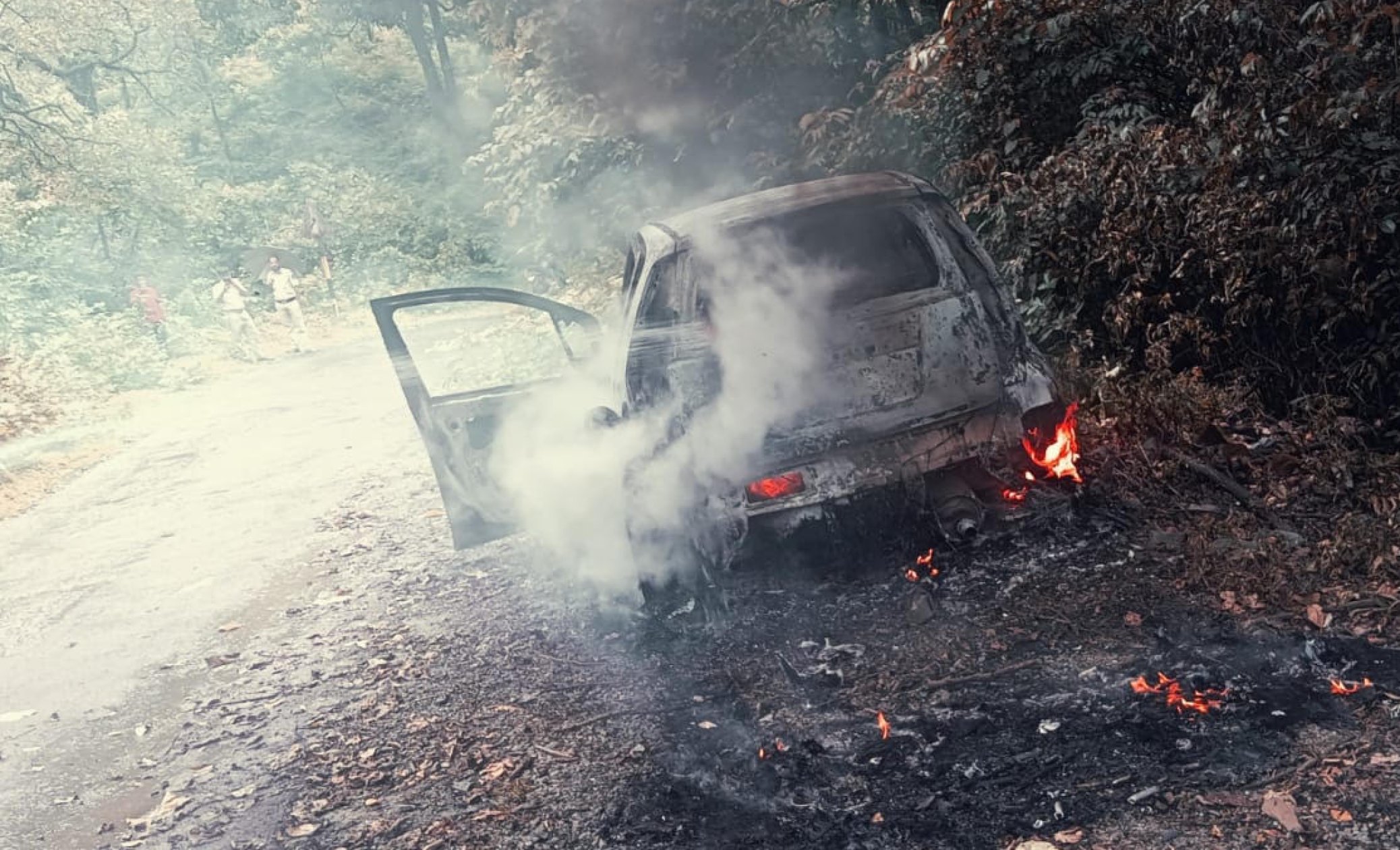 Car gutted in fire near Saleli waterfall