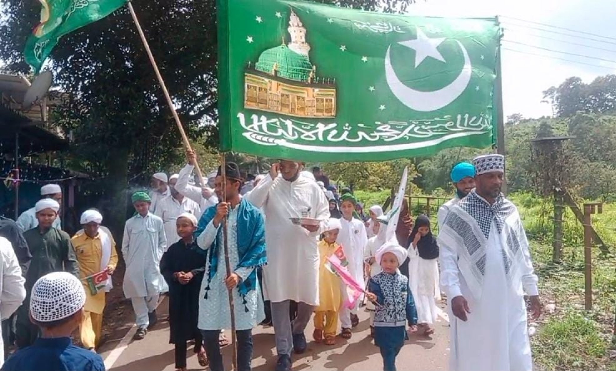 Eid Milad marked with prayers across Sattari
