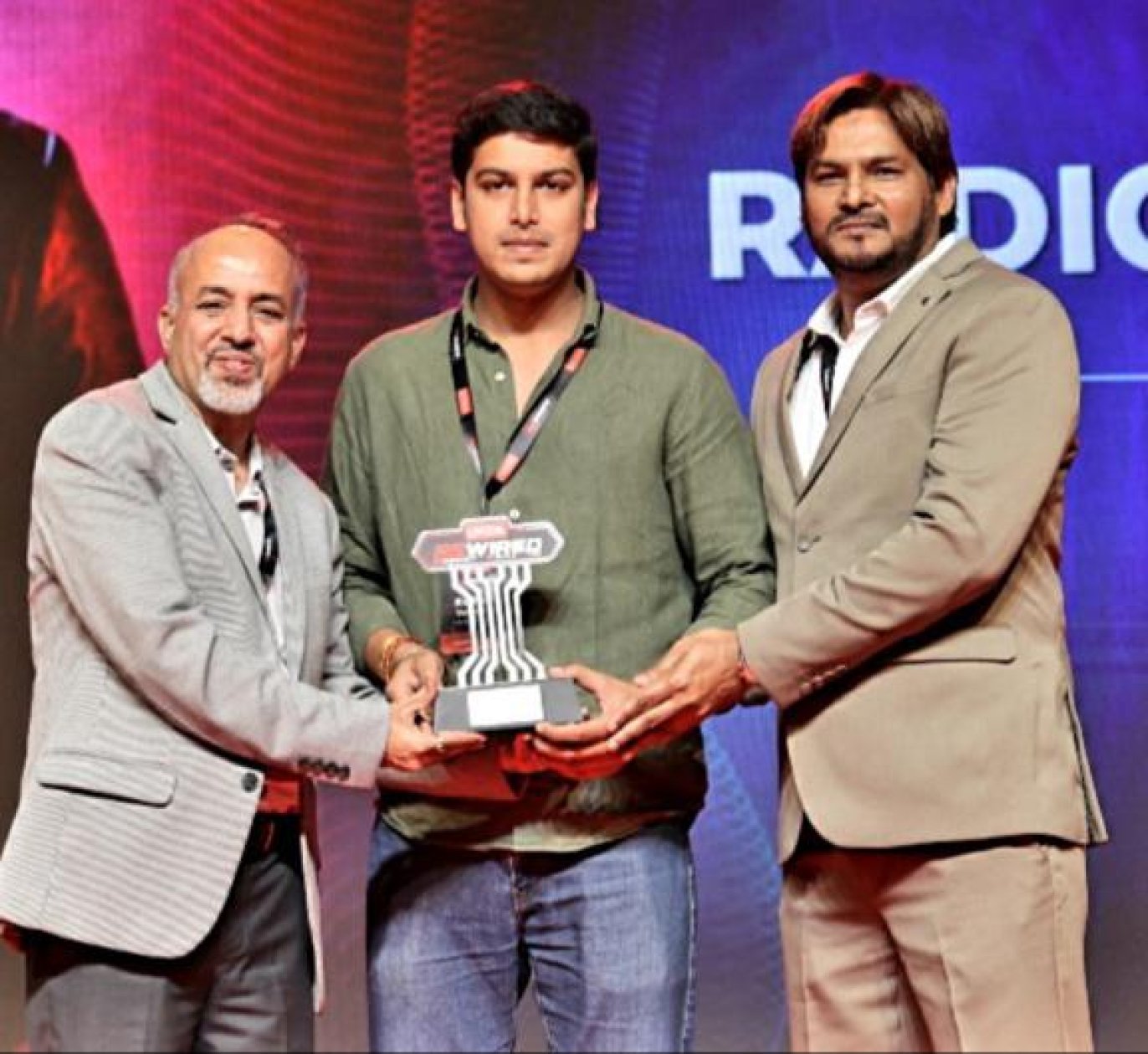 Onida honours Radio Mundial Margao with loyal p...
