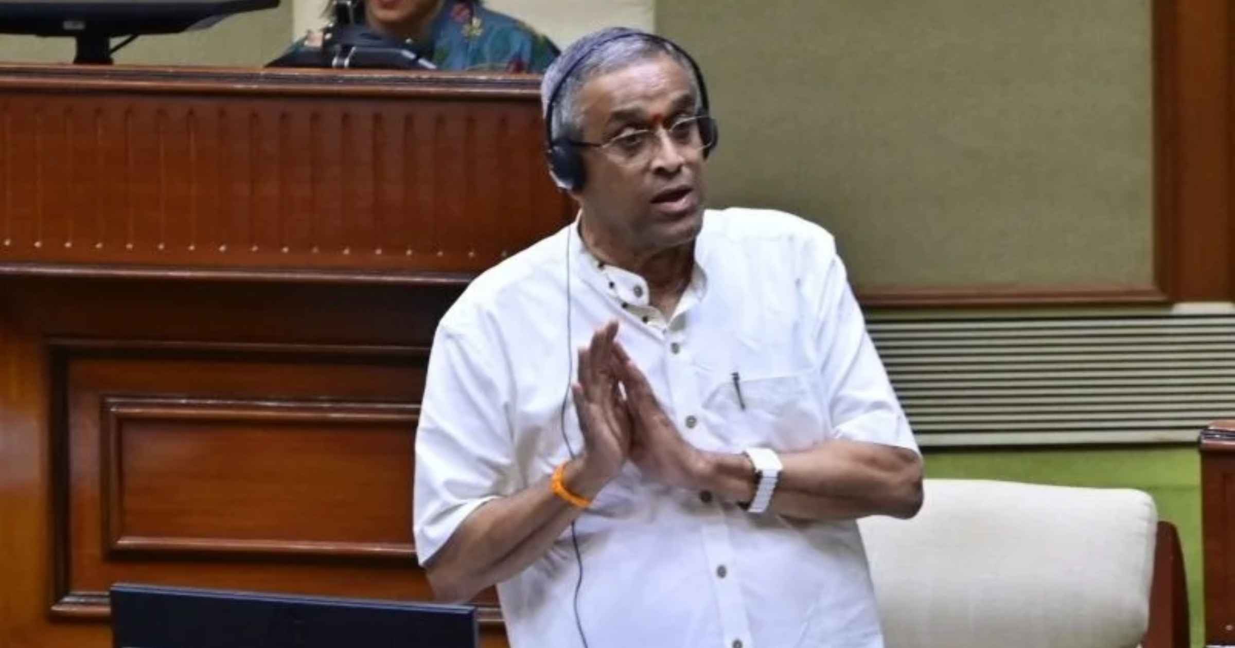 Smart meter rollout on hold, but mandatory implementation likely: Dhavalikar