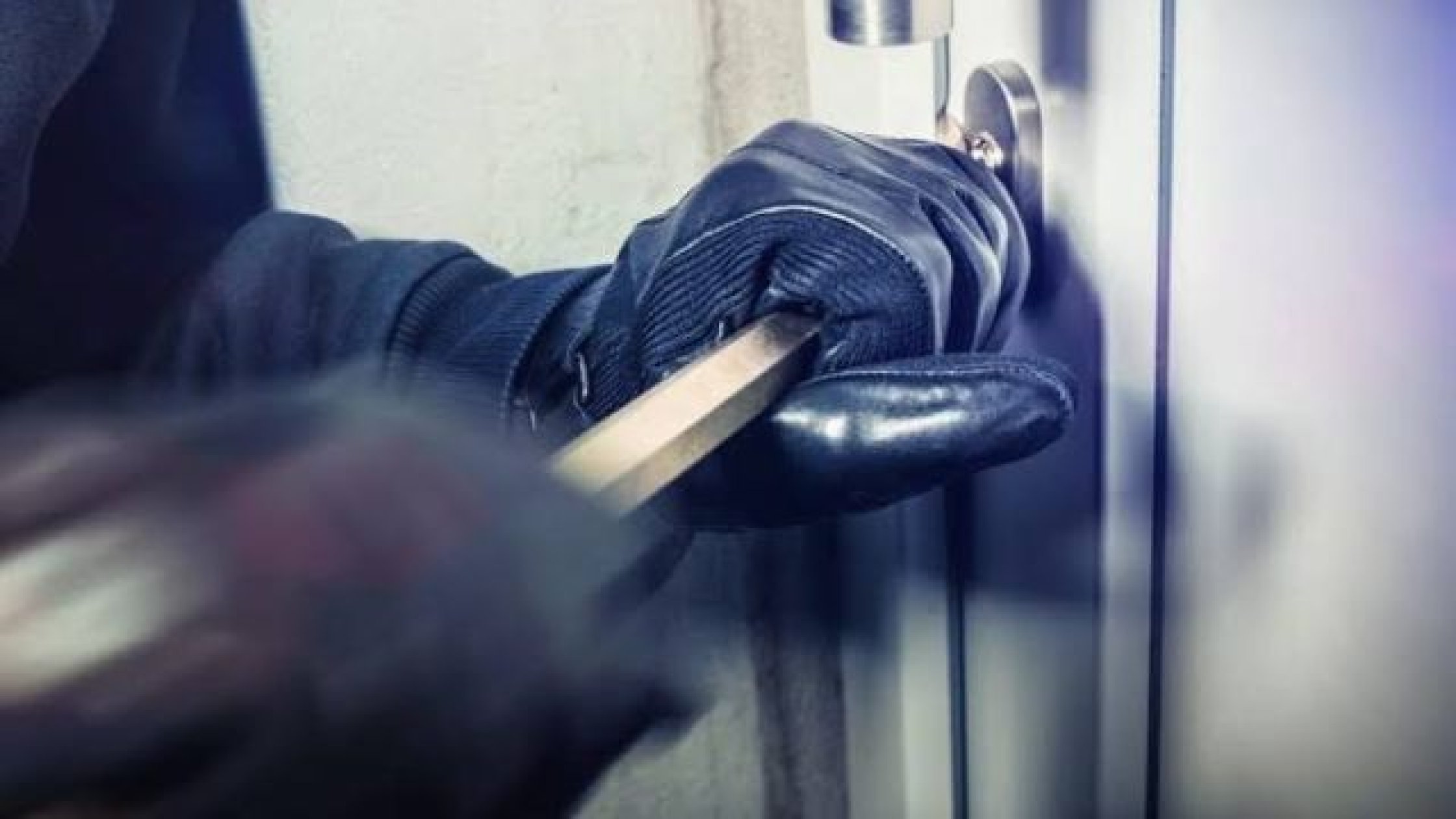 Davorlim resident reports theft from rented room