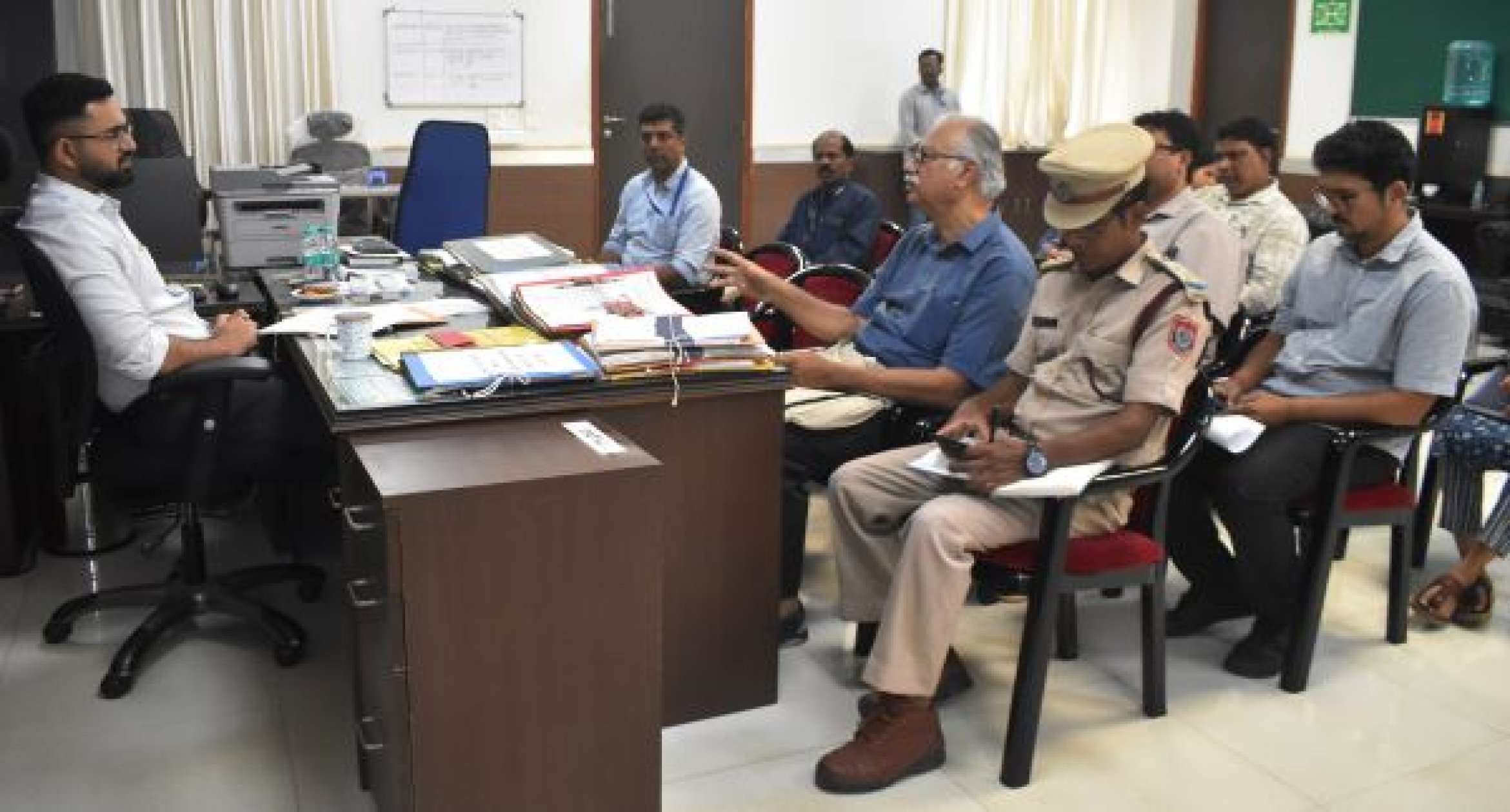 SGPDA market panel meets to fix waste crisis, k...