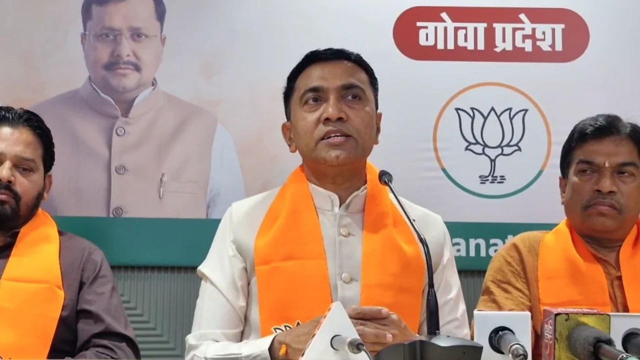 Outsiders brought in, Goans left out: CM on 'Goy Rakhonn Yatra'