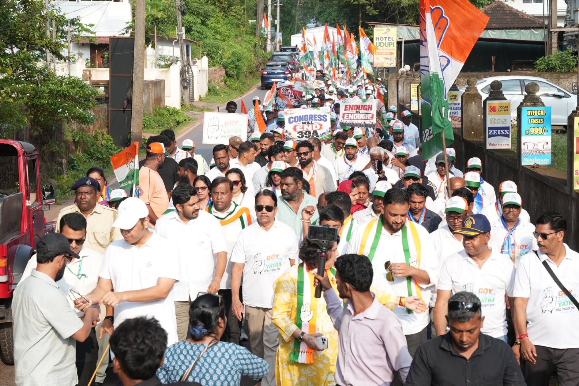 Congress targets ruling establishment at Tivim
