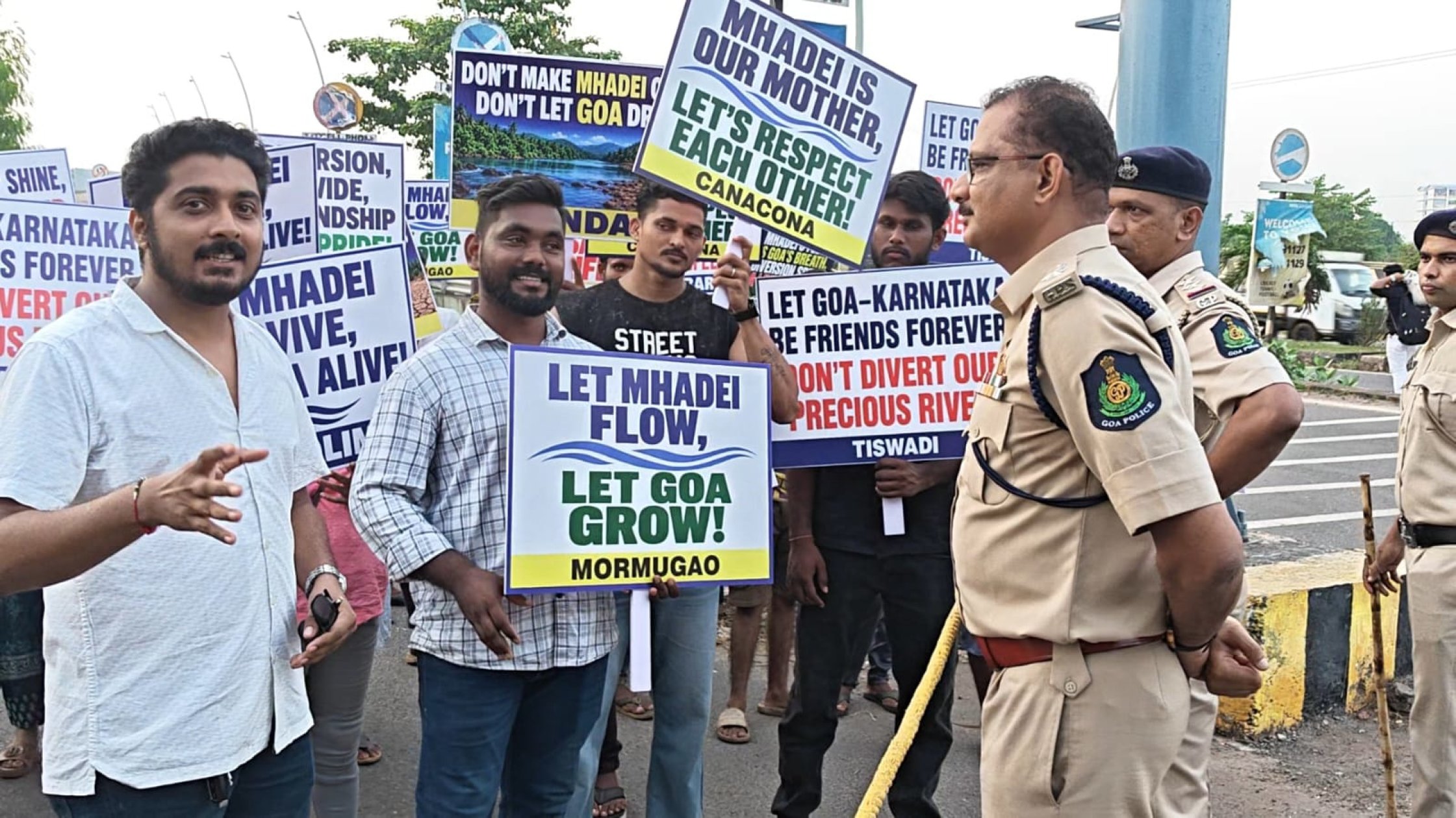 Tense moments at Dabolim Airport exit gate over...